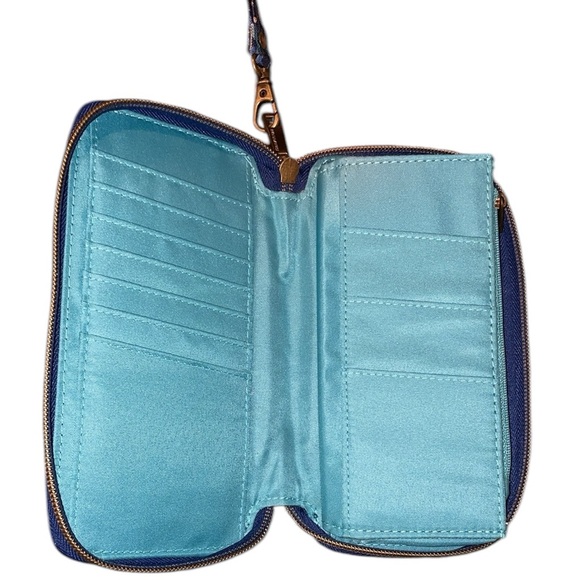 Travelon Blue Pattern Wristlet Wallet - Picture 5 of 9